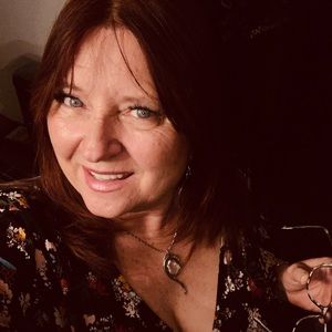 Meet your Posher, Ellen